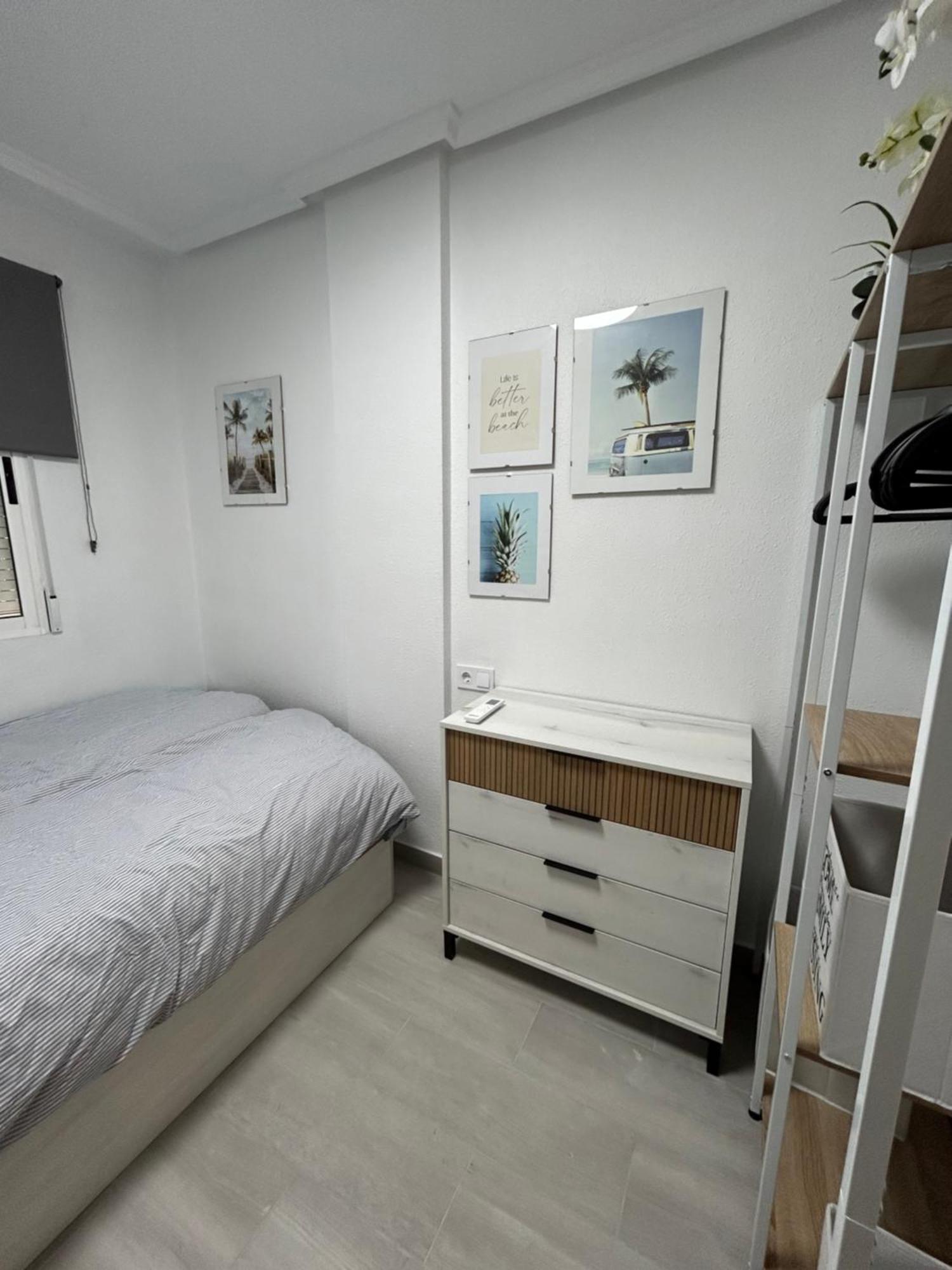 Appartement Skyline 21 à Torrevieja Extérieur photo