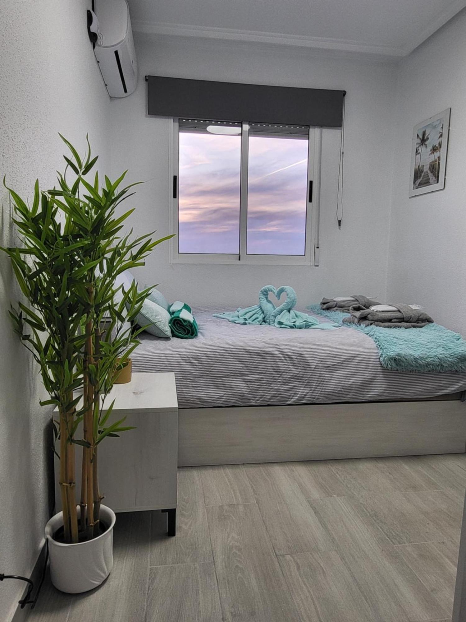Appartement Skyline 21 à Torrevieja Extérieur photo